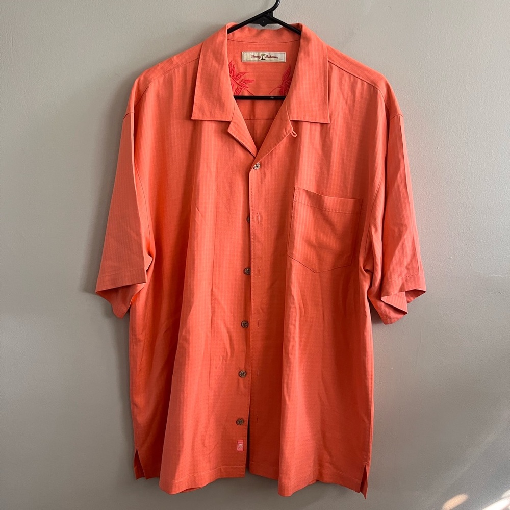 Tommy Bahama Men's Button Up Shirt 100% Silk Corral Peach Orange‎ Size Large